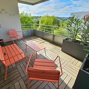 appartement-avec-belle-terrasse.midi-pyreneeshotels.com/