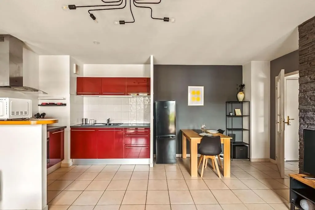 T2 Paisible Vaise, Avec Parking Metro Direct Bellecour Apartment Lyon