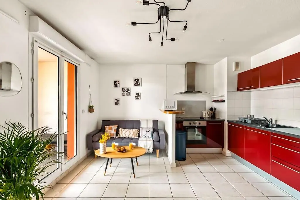 Appartement T2 Paisible Vaise, Avec Parking Metro Direct Bellecour à Lyon